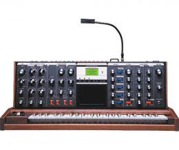 Изображение продукта Moog Minimoog Voyager Performer Edition монофонический аналоговый синтезатор 